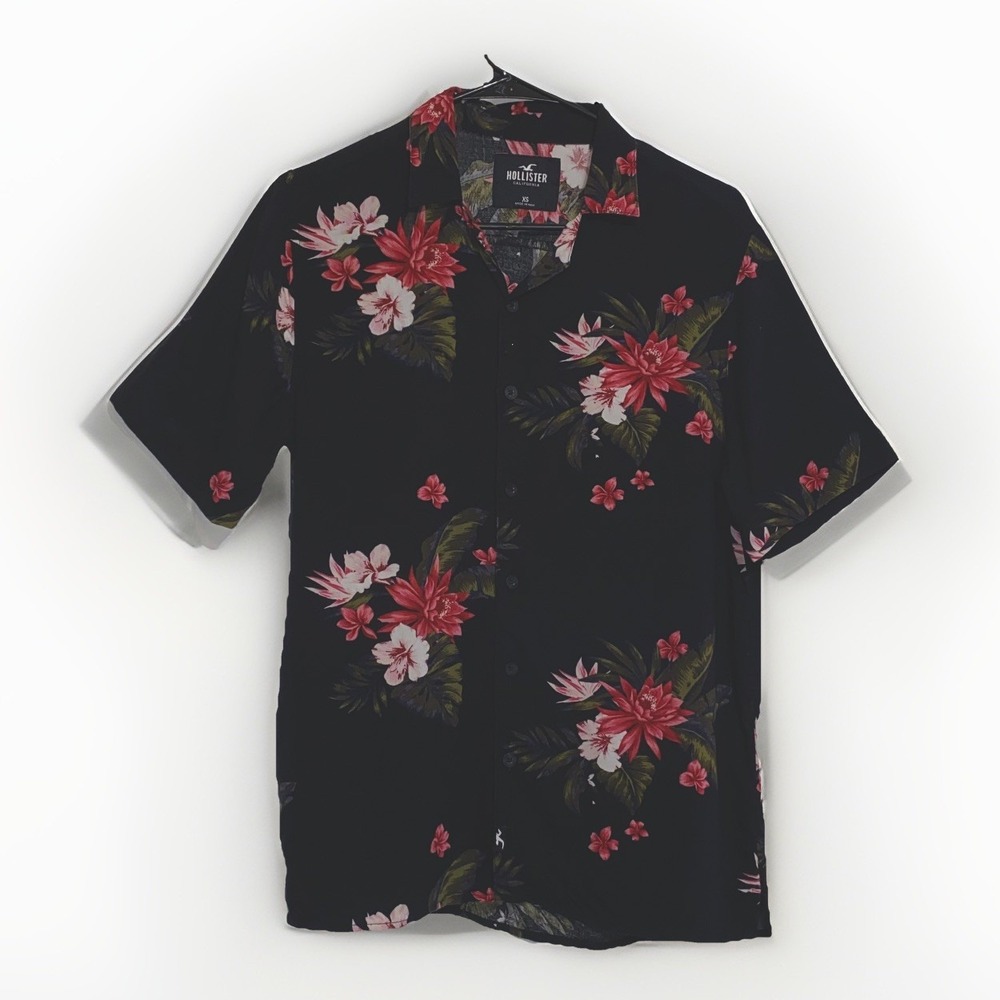 Hollister Women's Aloha Shirt Short Sleeve Buttons Floral XS Tropical Beach Luau